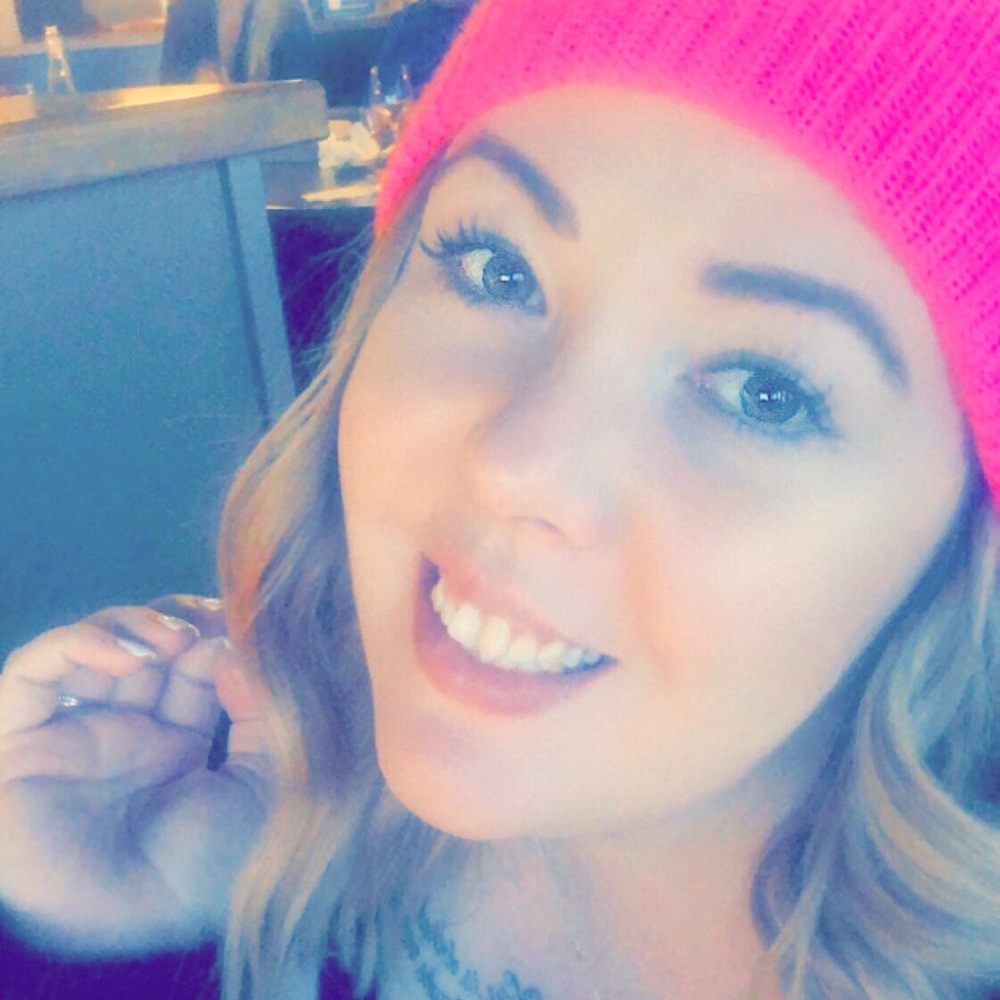 Meet your Posher, April